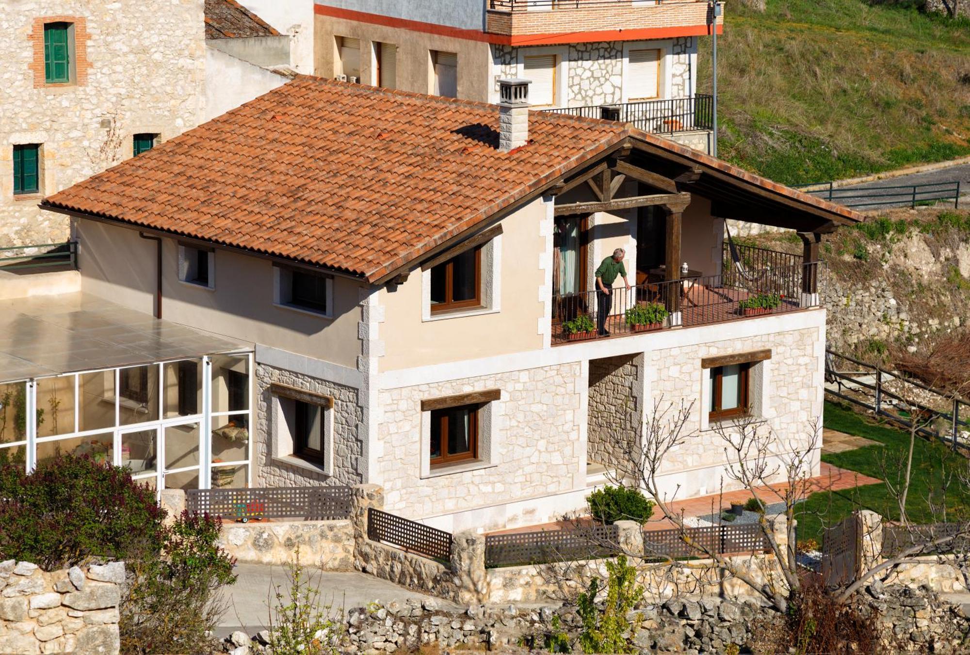 Gasthaus Miraribera En La Ribera Del Duero Fompedraza Exterior foto